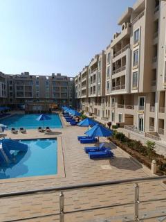 Special accommodation with water games and swimming pools Block 4, Flat C2 - 5