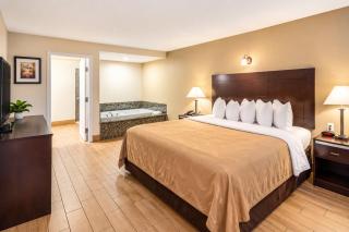 Quality Inn & Suites near Downtown Bakersfield - 7