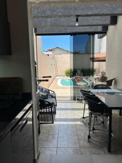Casa com piscina e conforto garantido - 2
