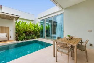 Tropical Oasis with Pool in Phuket's Heart - 5