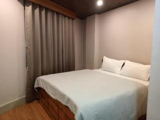 Off-tracker, bunks and stays - 7