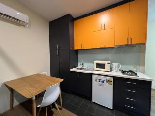 Carlton Stay Near Melbourne Uni, RMIT & CBD - 2