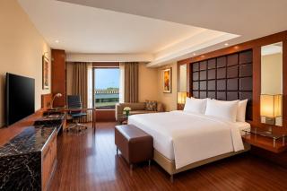 Hotel Lemon Suites Delhi Airport - 0