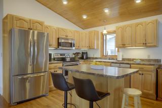 Lakefront Crystal Falls Home w/ Private Dock - 7