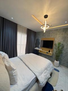 Giltstay Shortlet Palmgrove Obanikoro - 7