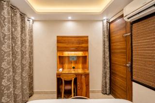 Skyline Luxe by Shivaurra - 2