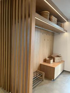 Exclusive Home with Endless Mountain and Sea View close to Reindeers - 7
