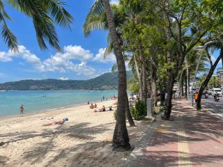 Sunray Beach Hotel Patong - 9