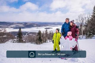 Chalet Brise du Nord with Private Spa and Pool Table & Games, Lake - 8