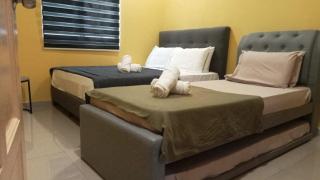 Haimara staycation, 1 house & 3 cabin with pool hulu langat, for small event - 3