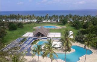 vee luxe stays diani - 9