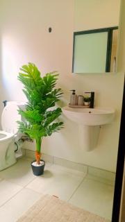 Luxe 1 bed The Blyde Crystal Lagoon Lifestyle - 1