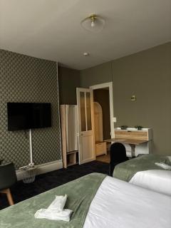 Brit Hotel Du Dauphin L'Aigle - 7