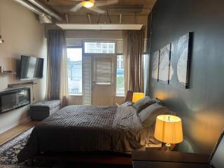 Trendy Downtown Condo Jasper Ave 10024 Jasper Ave, 207, Edmonton, AB, T5J 1R2, CA - 5