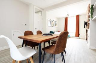 High End City Centre Parking Garden 4 beds - 6