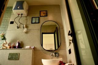 Flat near Golf course metro station at prime loc - 8