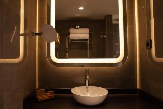 Leonardo Royal Hotel Madrid Valdebebas - 1