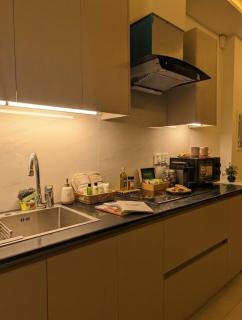 Midcity, 1BHK, Self Check in, MM Alam, Gulberg - 8