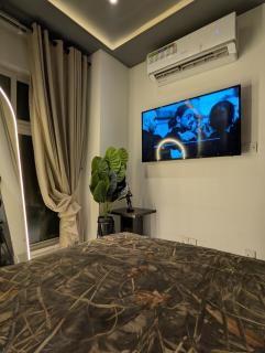 Midcity, 1BHK, Self Check in, MM Alam, Gulberg - 4