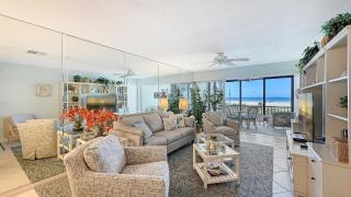 Crescent Royale Condominiums 408 - 5