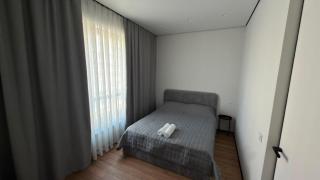 Meridian Apartments - 3