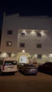 Riyadh Luxury 1BR Apartment, Al Ghadeer - 6