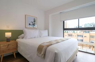 Prime 2BR with Balcony in Miraflores - 9