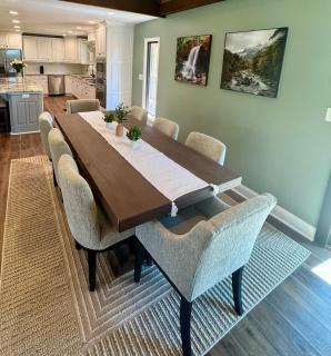 The Redbird Retreat, Your Modern Southern Getaway - 6