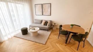 HEUHAUS Old Town - Presidential Palace & Free Parking - 5