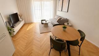 HEUHAUS Old Town - Presidential Palace & Free Parking - 3