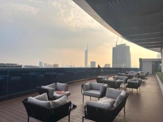 SPARKLE SUITE's EATON RESIDENCES - 5