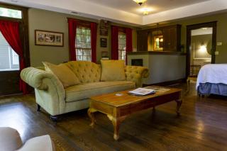 66 Center - Carriage House - 5