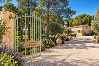 Mas La Pinède - Domaine privée - 1 hectares sans vis à vis - 9