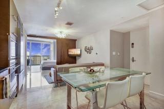 Sunrise Water Views I Free Parking, Pool, Spa, & Gym - 1