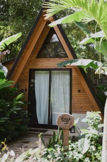 Leisy's Garden Tiny Cabins - 9