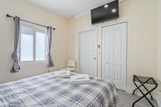 Private 2BR Miami Home Near MIA & Downtown - 3