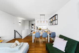 Ferienwohnung Bergtraum mit Pool und Sauna - 0