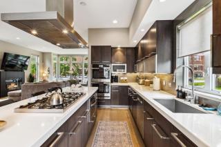 Luxuary Tremont Home - Movie Room, Pet & Baby Friendly - 9