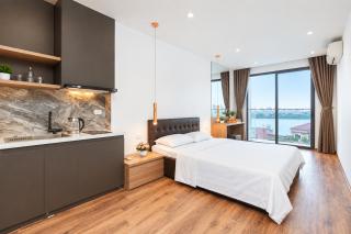 BH Riverside Hotel - 7