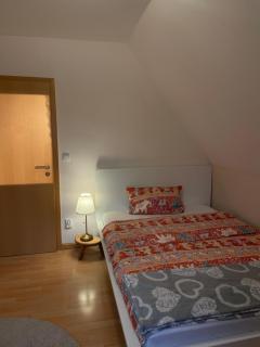 Gästezimmer in Einfamilienhaus mit großem Garten - 7