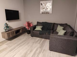 Cherry Lane - 6