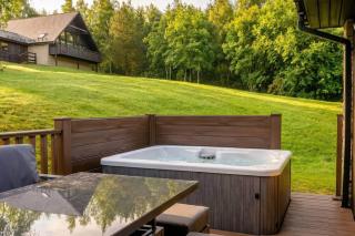 The Derwent Spa Pet - 9
