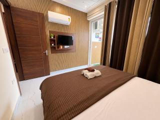 Wood & Soul Chapter by Vaani Stays - 4