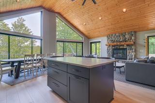 Gilmore Lake Family Escape w/ Game Room & Dock! - 3