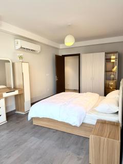 Spacious luxurious - 4