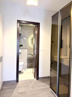 Spacious luxurious - 2