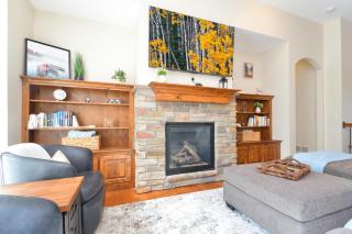 Spacious Luxury Lakefront Retreat 4BR home in Pine City, MN - 1