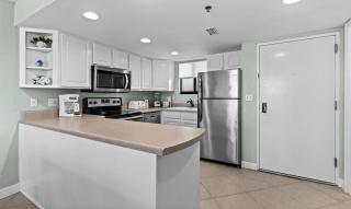 SunDestin 0616 Coastline Gulf Views 1BR Beachfront Property with Pools - 5