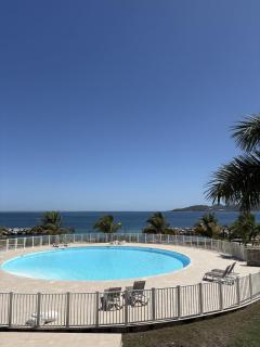 Caribbean Bliss, sea view, 2 king beds, sleeps 5 - 9