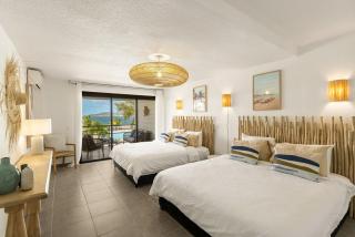 Caribbean Bliss, sea view, 2 king beds, sleeps 5 - 3